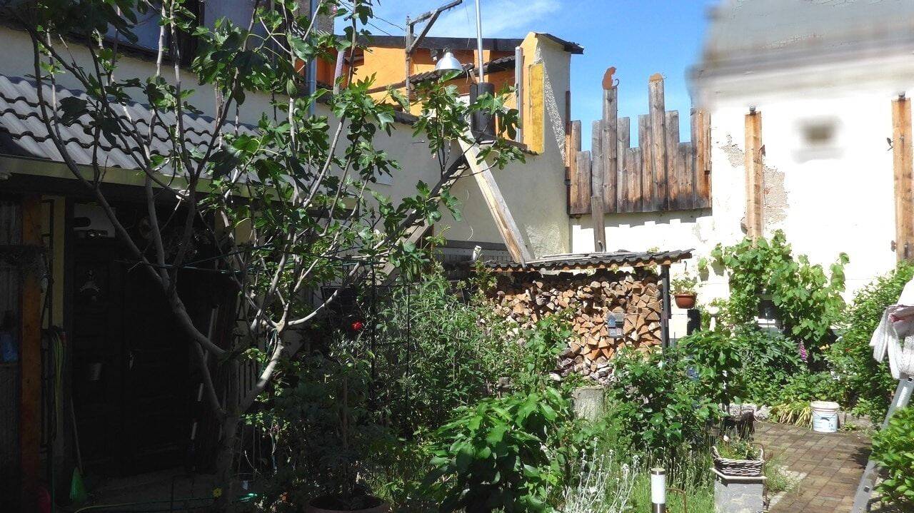 Viel Potential mit gemütlichem Innenhof – Glauchau – Vorschaubild 4