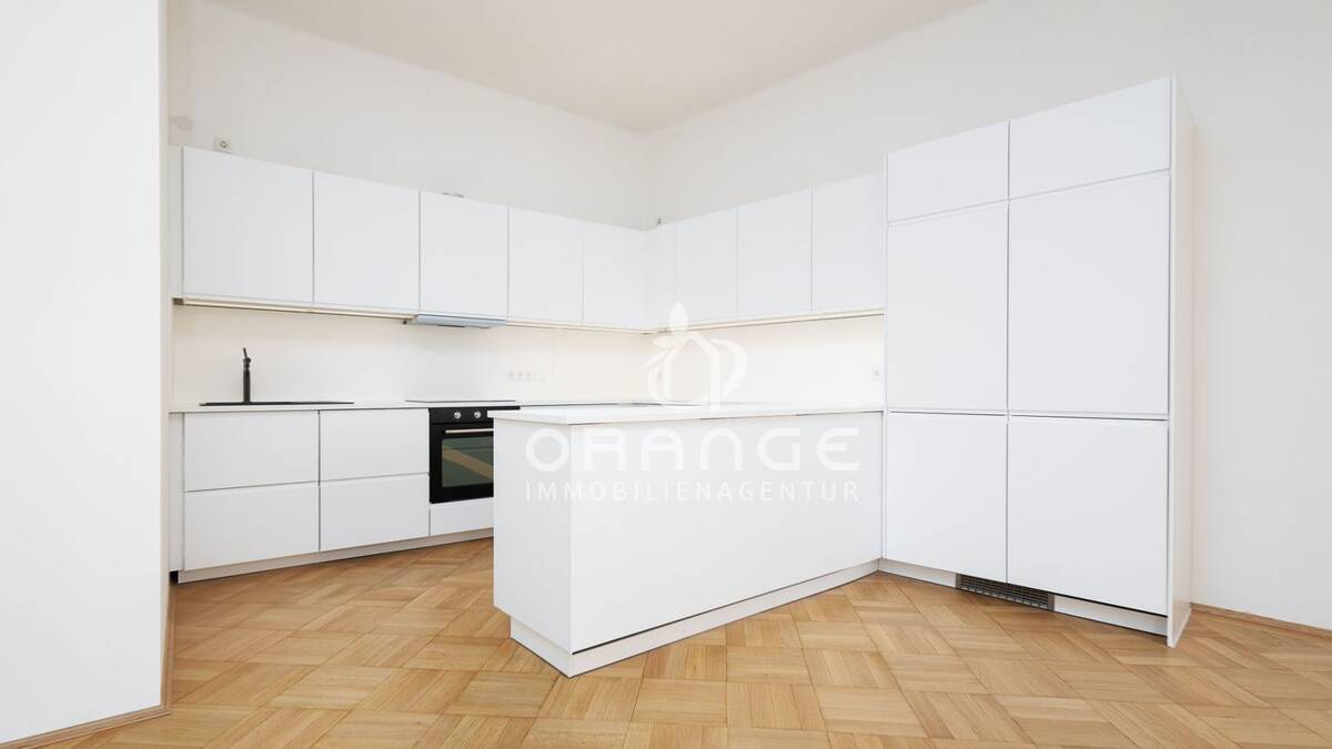 ***WG-Haus, kleines Studentenwohnheim mitten in Regensburg*** – 93047 Regensburg – Bild 1 von 9