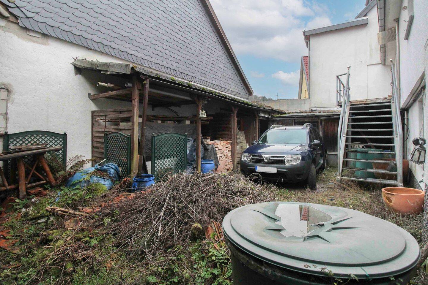 Chance für Neubau: Sanierungs- oder Abrissobjekt in Eppstein-Ehlhalten mit tollem Hof – Eppstein – Vorschaubild 4
