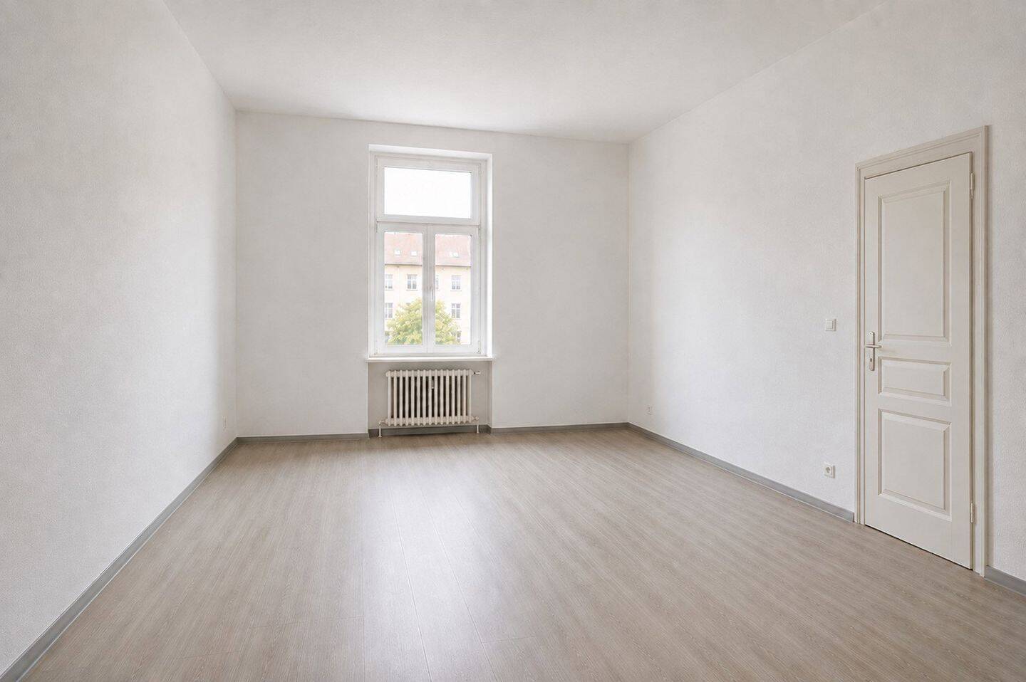 Essen: Renovated 3-room apartment, approx. 6% ROI, Commission-FREE [INVESTMENT] – Essen – Vorschaubild 4
