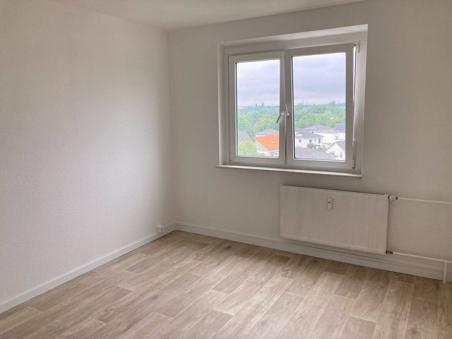VIEL PLATZ - 4RW in Neu-Olvenstedt! – Magdeburg – Vorschaubild 4