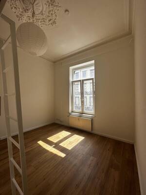 Charmantes Altbau-Loft mit Schlafempore im beliebten Frankenberger Viertel