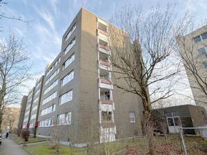 Helle 1,5-Zimmer-Wohnung mit Balkon und Stellplatz in Kiel-Elmschenhagen