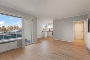 Erstbezug nach Sanierung: kompakte 1-Zimmer-Wohnung mit Balkon & Garage