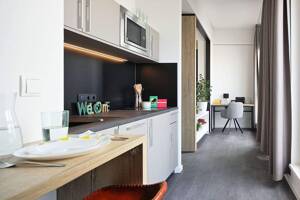 Vollmöbliertes Apartment zentral in Riedberg ideal für Studierende | Maxi Plus Studio – 60438 Frankfurt am Main – Vorschaubild 2
