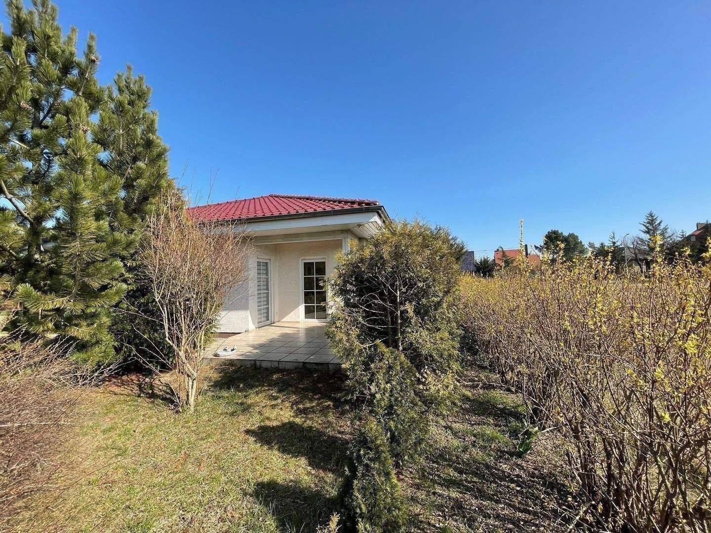 EFH im Bungalowstil in Mahlsdorf-Süd zu verkaufen – Berlin – Bild 1 von 4