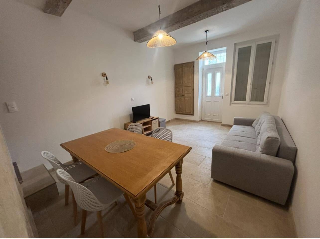 Maison 3 pièces 80 m² · à Arles · 80 m² · 880 €/mois