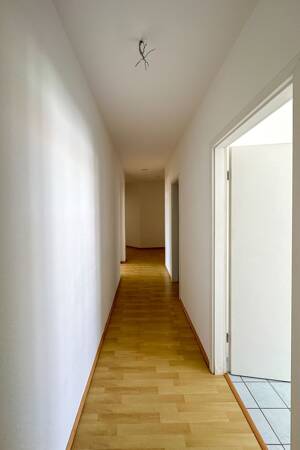 +++2 Zimmer, Küche, Bad und Balkon suchen neuen Mieter+++ – 39106 Magdeburg – Vorschaubild 2