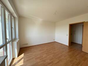 Ihr neues Zuhause: Helle 2-Raum-Wohnung mit Balkon – 39124 Magdeburg – Vorschaubild 2