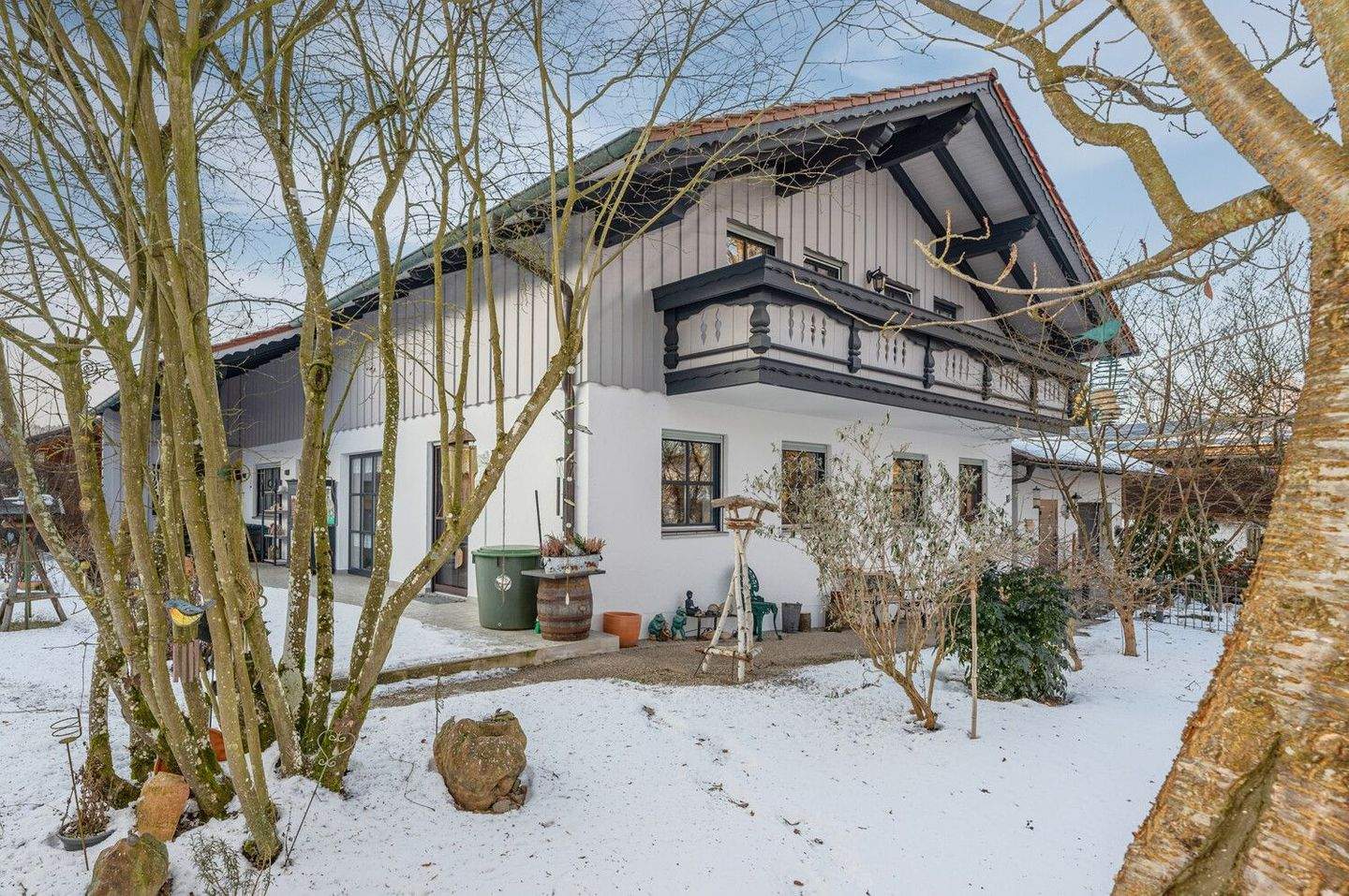 Großes Zweifamilienhaus bestehend aus angebautem Neubau zur Eigennutzung und Altbau mit Wohnrecht – Bad Birnbach – Vorschaubild 6
