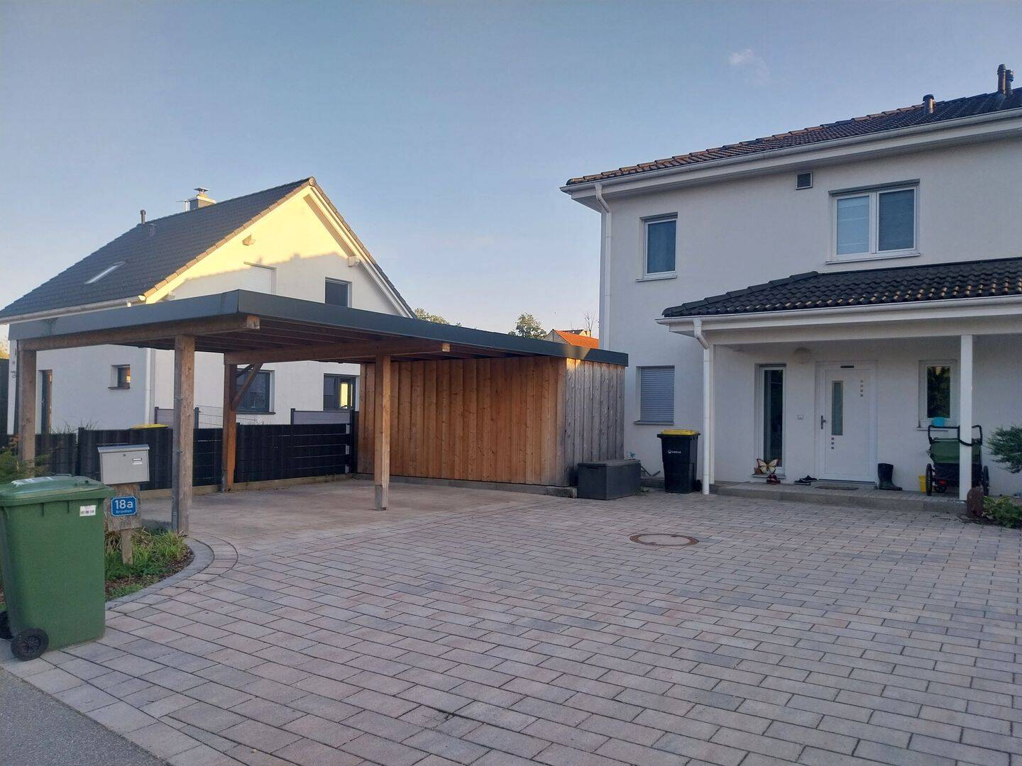 wunderschöne DHH 127 m2 mit Garten