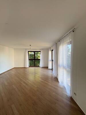 großzügige, helle Wohnung mit Balkon & Blick – 1156 Dresden – Vorschaubild 6