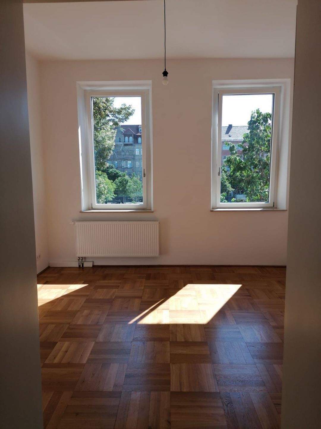 Schöne, helle 3 Zi, Wohnung am Aufseßplatz – Nürnberg – Bild 1 von 9