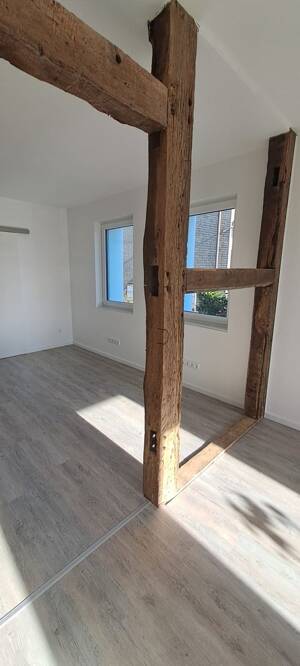Stylishes Apartment 55 m² mit historischem Fachwerkdetail und modernster Ausstattung – 33739 Bielefeld – Vorschaubild 3