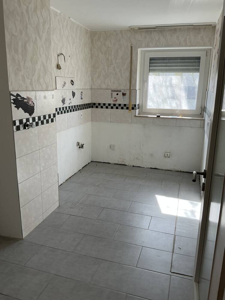 Wunderschöne 4-Zimmer-Wohnung mit Balkon, Aufzug und Tiefgaragenstellplatz! – Mönchengladbach – Vorschaubild 5