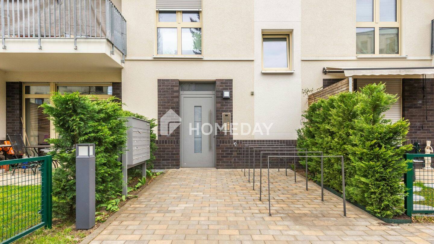 HOMEDAY- EXCLUSIV Moderne 3-Zimmer-Wohnung mit Balkon, Aufzug und hochwertiger Ausstattung – Berlin – Vorschaubild 4