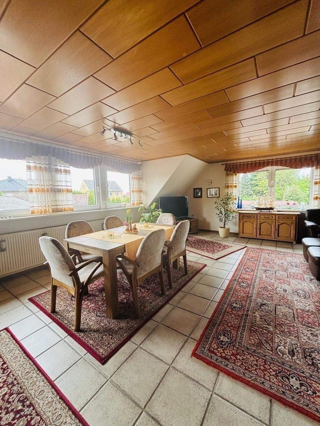 Geräumiges EFH mit gastronomischen Gewerbeteil mitten im Ortskern – Sulingen – Vorschaubild 9