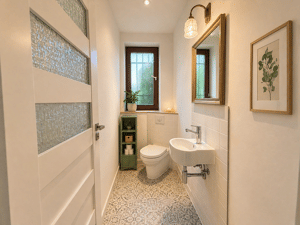 Beautifully Modernized Home with Landscaped Garden and Solar Power System – 13435 Berlin – Vorschaubild 7