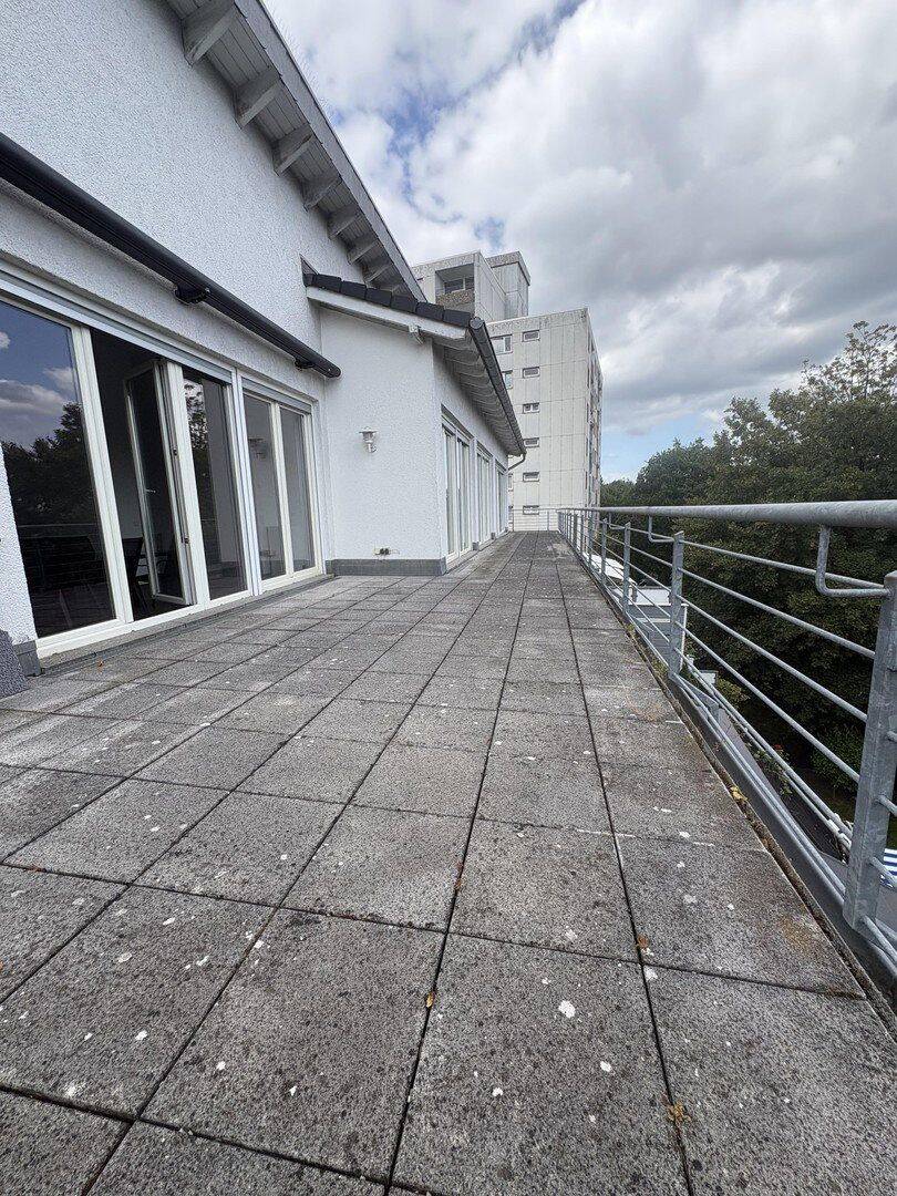 Traum Penthouse mit Blick über Wuppertal – Wuppertal – Vorschaubild 4