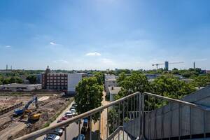 Helle 2-Zimmer Dachgeschosswohnung mit tollem Ausblick – 12059 Berlin – Vorschaubild 3