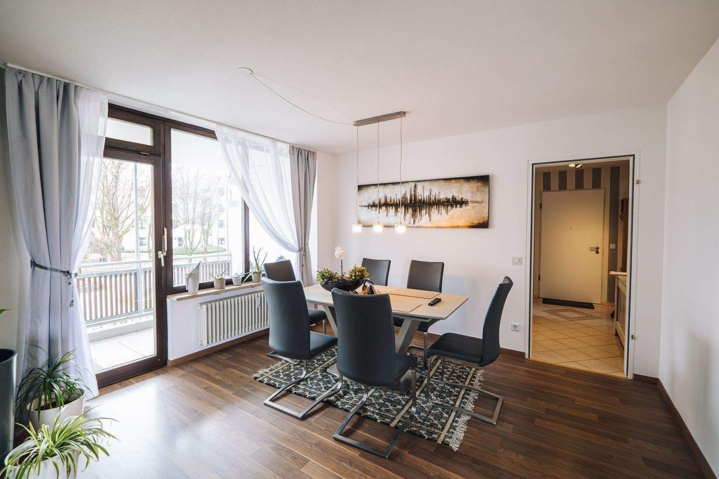 Möblierte 2-Zimmer-Wohnung mit besonderem Flair & guter Vermietbarkeit