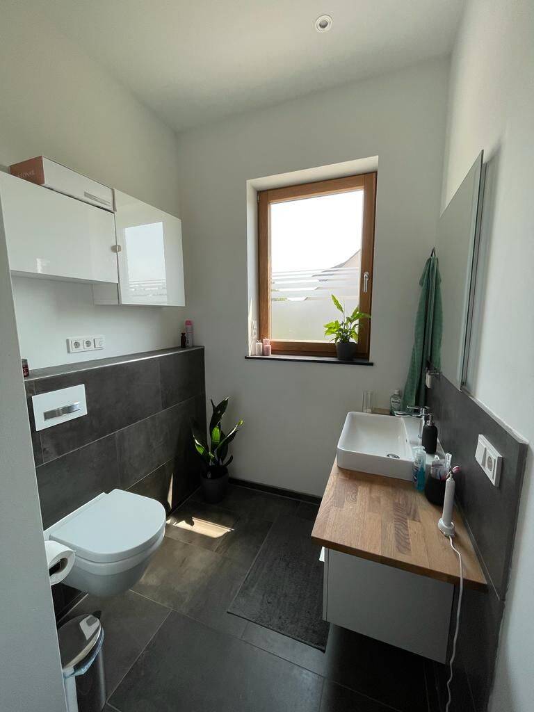 Hochwertige Wohnung mit Garten – Vöhl – Vorschaubild 7