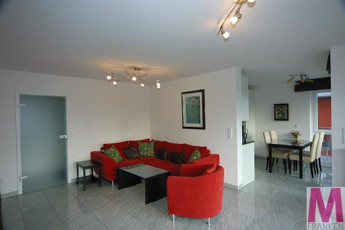 Exklusive Neubauwohnung am Südstadtpark mit Veste-Blick – 90763 Fürth – Bild 1 von 9