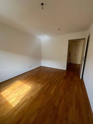 hochwertige 2-Raum-Wohnung im Erfurter Zentrum - Aufzug - Parkett – 99084 Erfurt – Vorschaubild 8