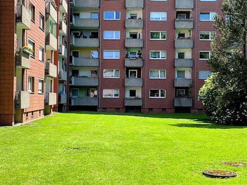 Frisch renovierte 2-Zimmer-Eigentumswohnung mit Balkon und Aufzug in der Braunschweiger Weststadt – Braunschweig – Vorschaubild 3