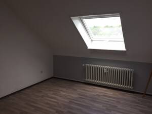 Hübsche 3-Zimmer-Dachgeschosswohnung in Herzen von Neukirchen-Vluyn – 47506 Neukirchen-Vluyn – Vorschaubild 4