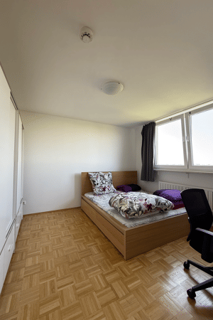 Helle 3-Zimmer-Wohnung mit traumhaftem Alpenblick, windgeschützter Loggia und Tiefgaragenstellplatz – 81737 München – Vorschaubild 3
