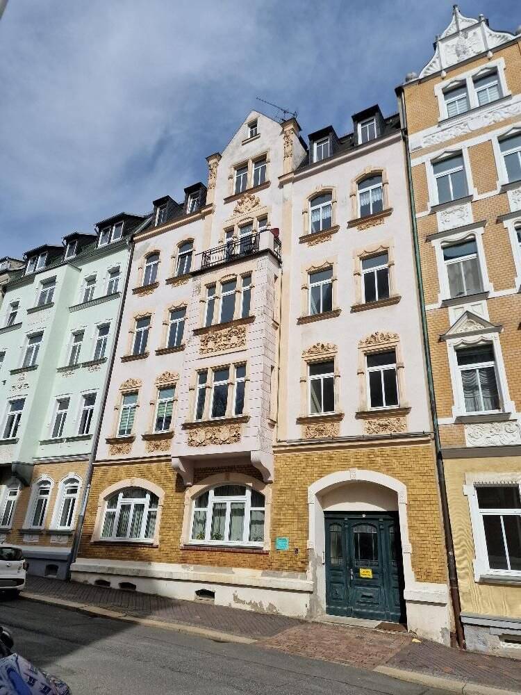 4 Zimmer Dachgeschosswohnung mit großem Bad
