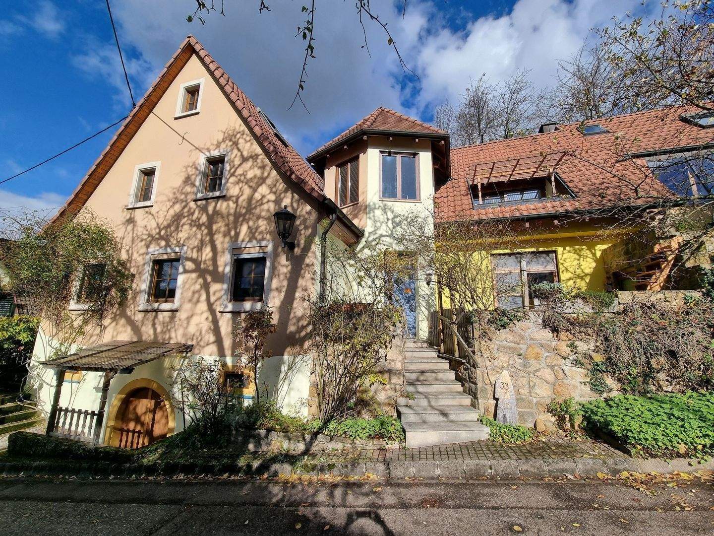 Historisches Zweifamilienhaus mit idyllischem Garten im Markgräflerland – Ballrechten-Dottingen – Vorschaubild 2