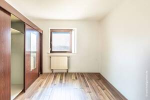 Charmante Doppelhaushälfte bzw. Mehrgenerationenhaus mit viel Potential auf traumhaften Grundstück – 80999 München – Vorschaubild 9