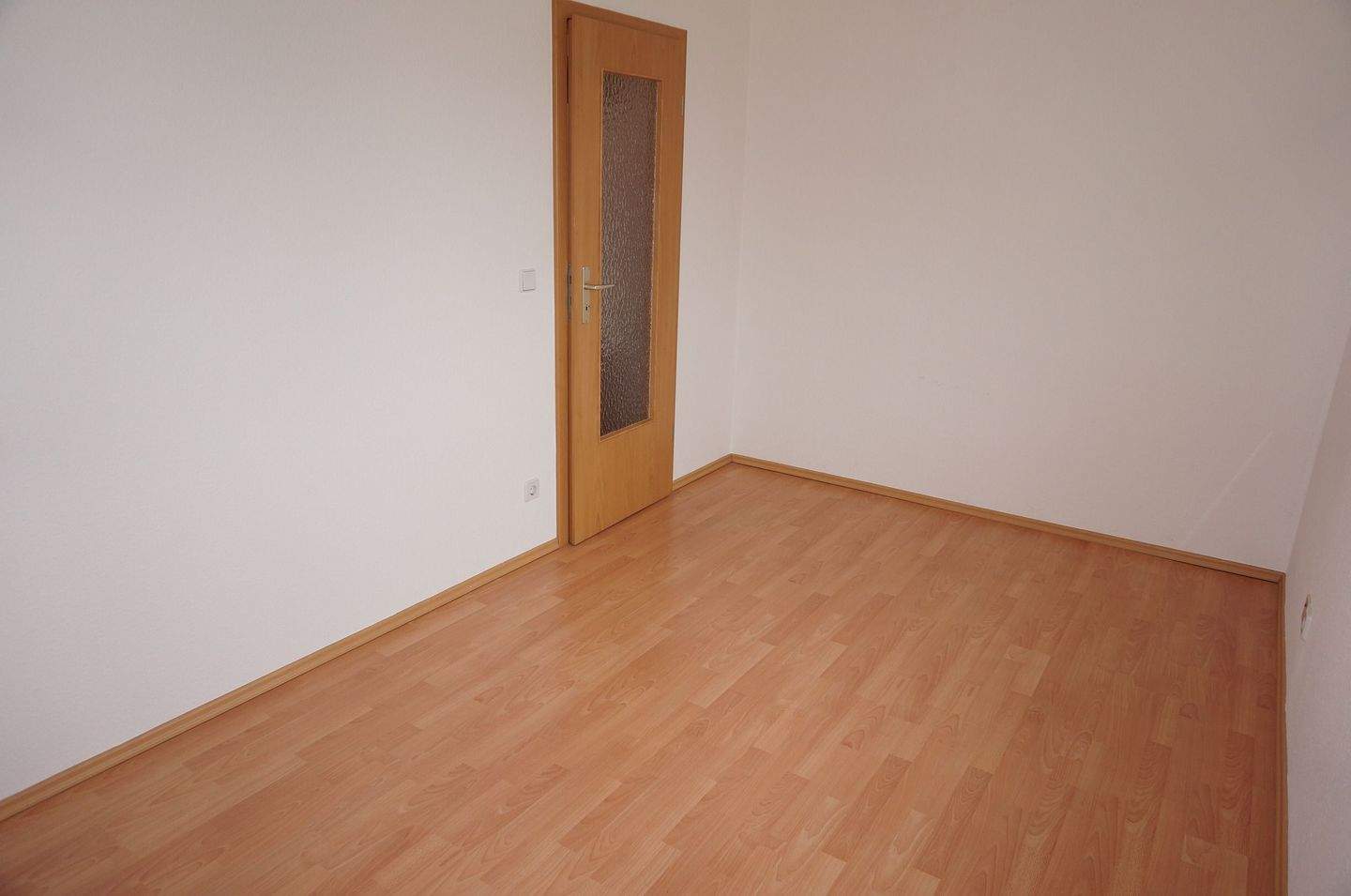 Wohnen am Heimgarten + 2 Zi.-Whg. + Balkon + frei ab sofort – Chemnitz – Vorschaubild 8
