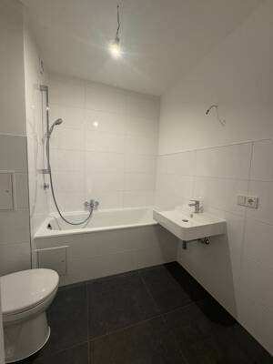 Rundum renoviert - ideal als Kapitalanlage oder gemütliches Zuhause – 40231 Düsseldorf – Vorschaubild 7