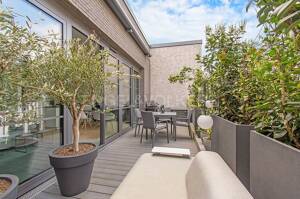 Sommer im eigenen Zuhause: Erstklassiger Neubau mit zwei Rooftops. – 22085 Hamburg – Vorschaubild 5
