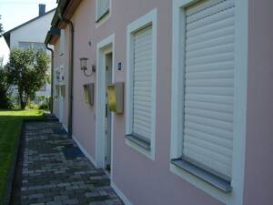 3 ZKB Wohnung mit Balkon, EBK, renoviert, ruhige Wohnlage – 85049 Ingolstadt – Vorschaubild 2