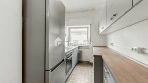 Renovierungsbedürftige & charmante 3-Zimmer-Wohnung mit 2 Balkone – 60431 Frankfurt am Main – Vorschaubild 6
