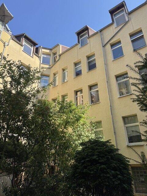 Ihr neues IMMOBILIEN QUARTIER: Schöne 3-Zimmer Wohnung mit Ausbaupotenzial in der Südstadt – Hannover – Vorschaubild 2