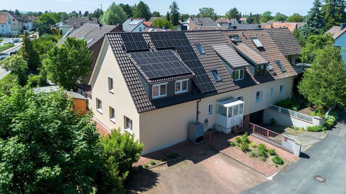 * Energieeffiziente Immobilie in exponierter Lage * - großzügiges Objekt am Mittellandkanal