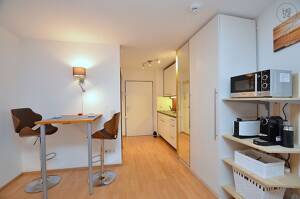 Modern möbliertes Apartment mit Balkon in Stuttgart Plieningen, Nähe Uni Hohenheim – 70599 Stuttgart – Vorschaubild 8