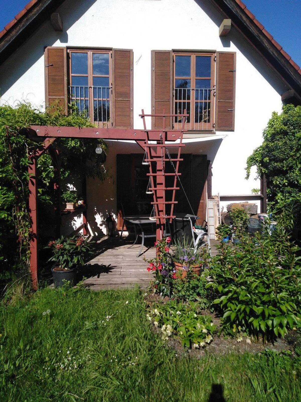 Naturnahe DHH mit grossem Garten – 80997 München – Bild 1 von 9