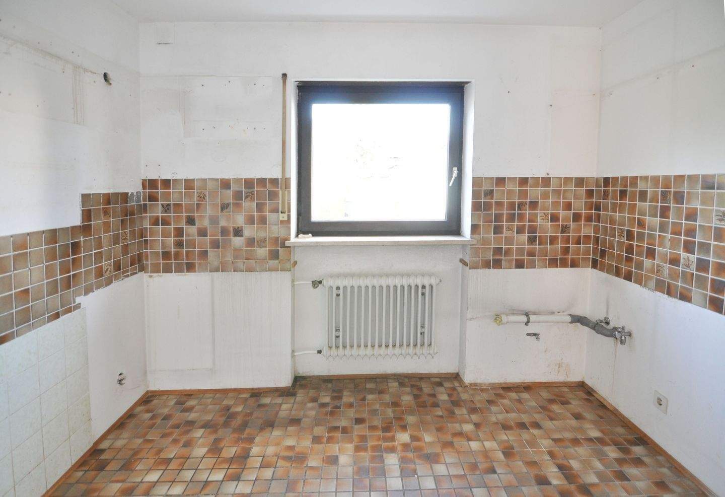 großzügige 240m² Wohn-/Nutzfläche + großer, sonniger Südgarten in familienfreundlicher Lage – München – Vorschaubild 2