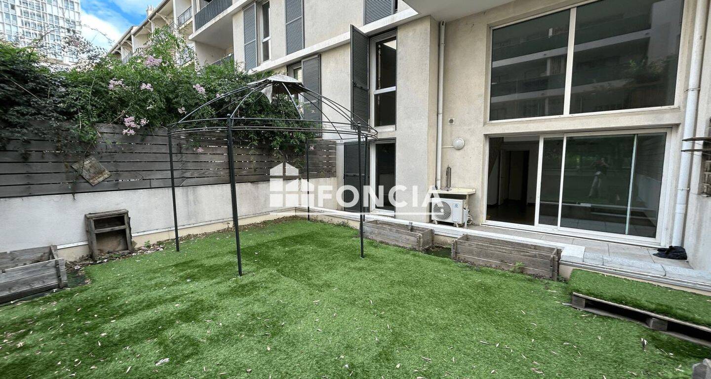 Appartement 3 pièces 67 m² · à Marseille 7ème Arrondissement · 66,6 m² · 1 298 €/mois