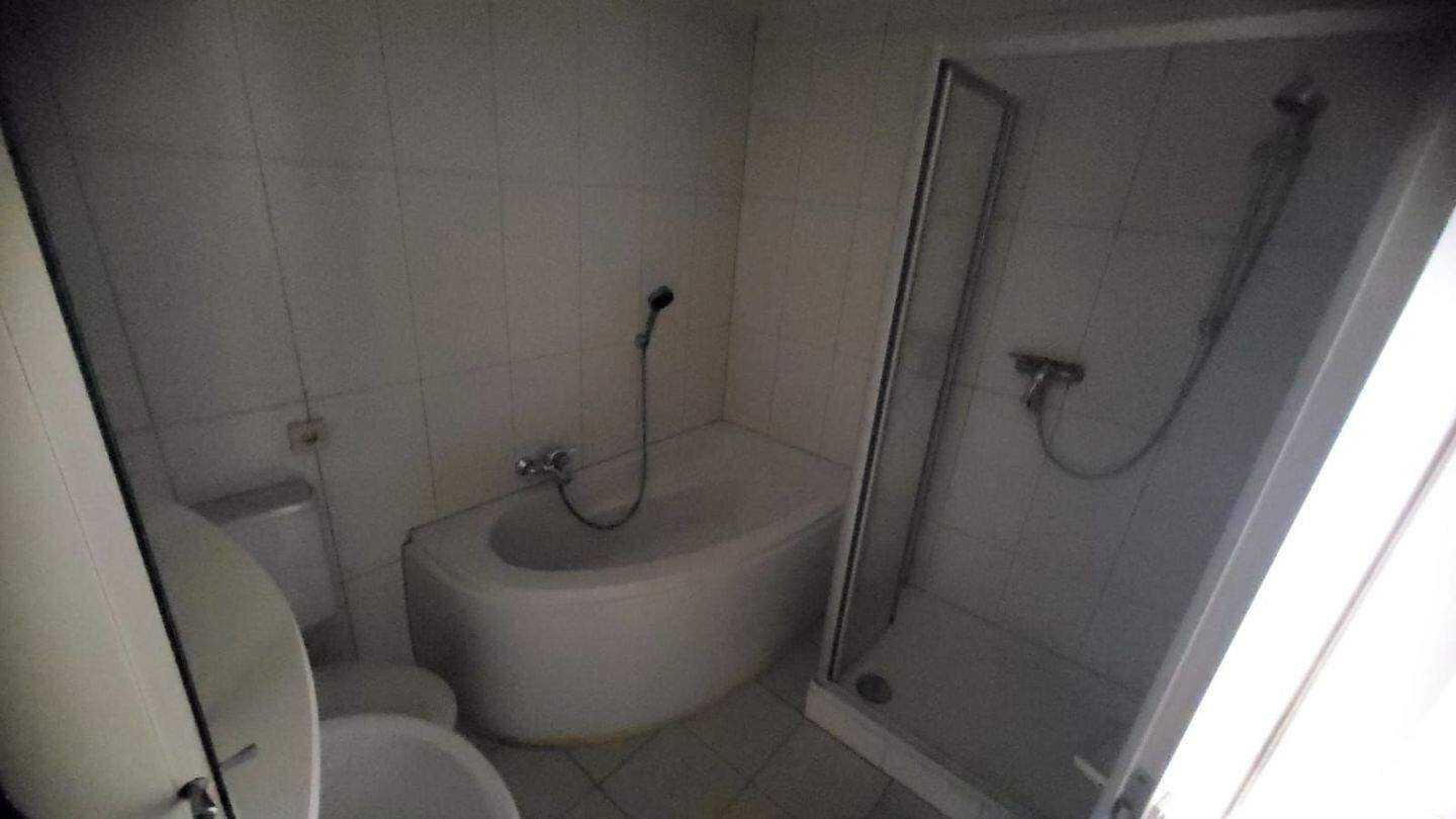 Lichtdurchflutete,geräumige 5-Zimmer-Wohnung – Regensburg – Vorschaubild 8