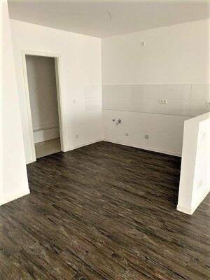 Wohnen in Stadtfeld, große helle 4-Raum-Wohnung mit Abstellraum, Gäste WC und Balkon. – 39104 Magdeburg – Vorschaubild 8