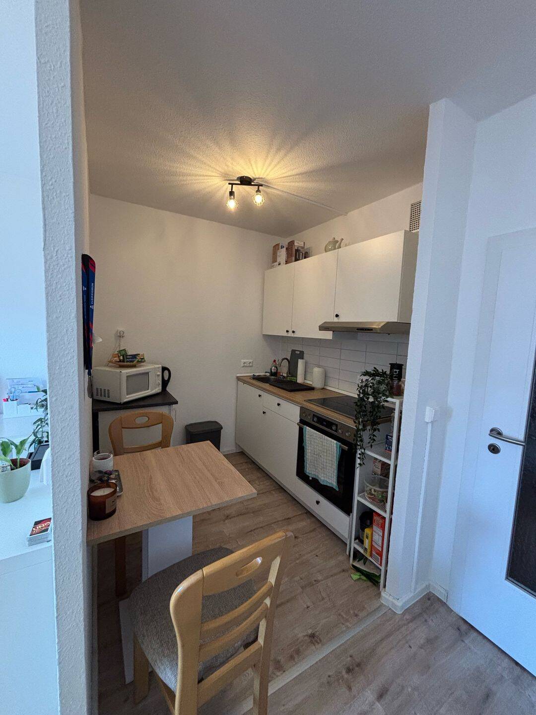 2-Raum-Wohnung mit Balkon in Chemnitz – Möbel können übernommen werden – Chemnitz – Vorschaubild 9