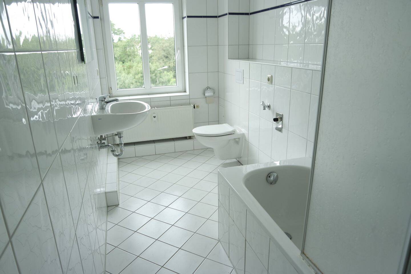 Anger Crottendorf - perfekte 2er-WG-wohnung mit toller Raumaufteilung, Tageslichtbad, Wanne und EBK – Leipzig – Vorschaubild 7