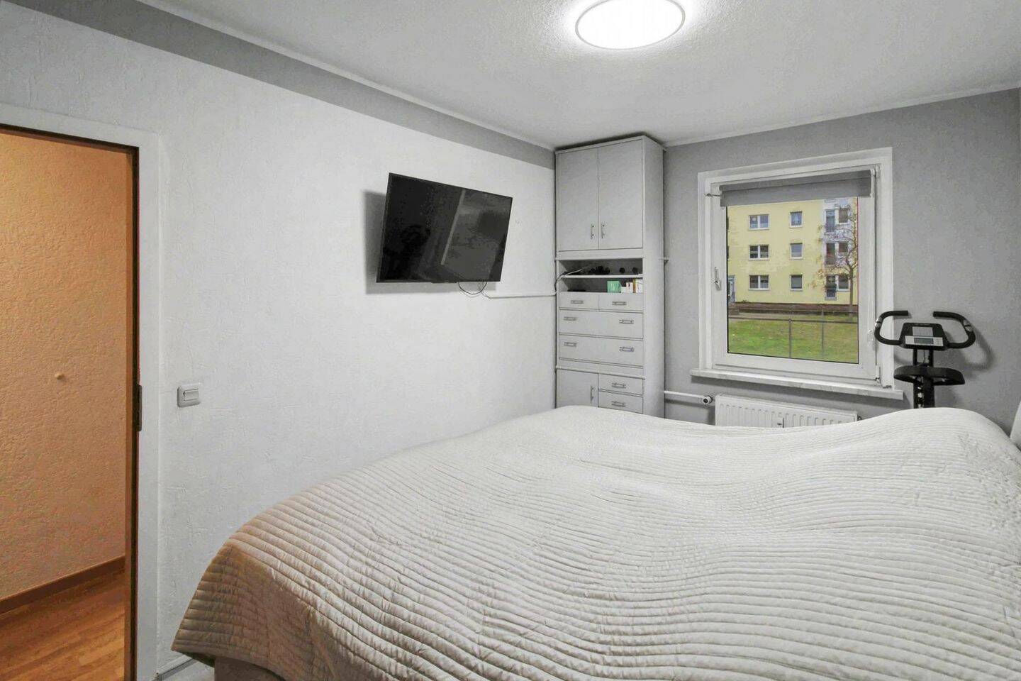 Frei und bezugsfertig: Moderne 2-Raum-Wohnung inklusive hochwertiger Einbauküche – Leipzig – Vorschaubild 6